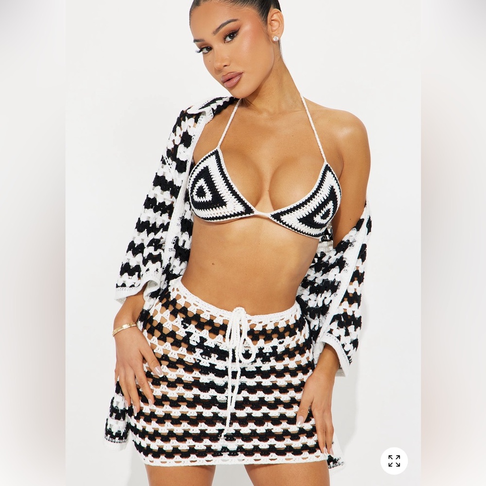 Fashion Nova 4 Piece Crochet Bikini Set NWOT